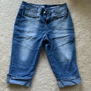 Denim capris - NO FLAWS